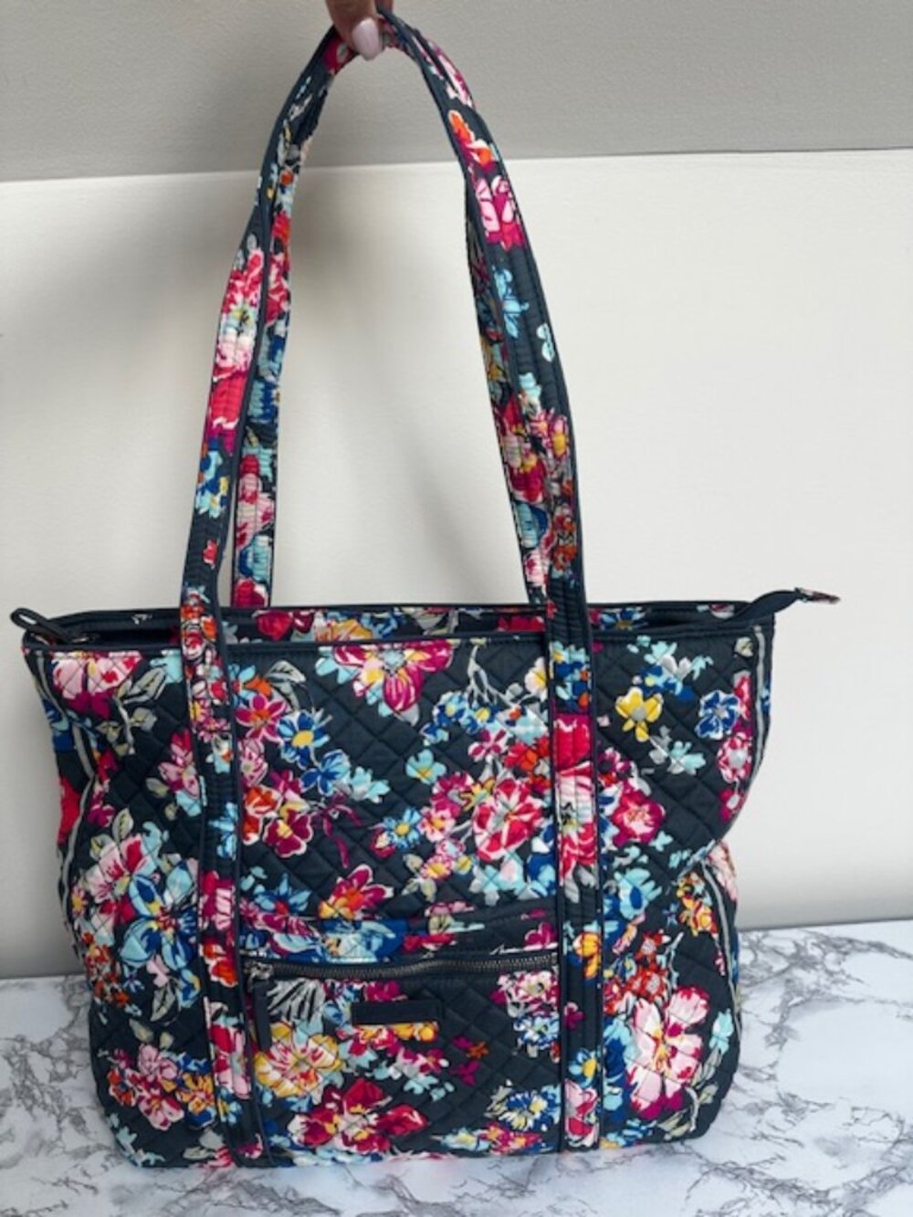 NWT Vera Bradley Iconic Quilted Tote in Pretty Posies